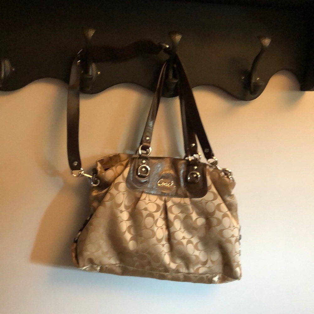 Brown & tan classic C purse